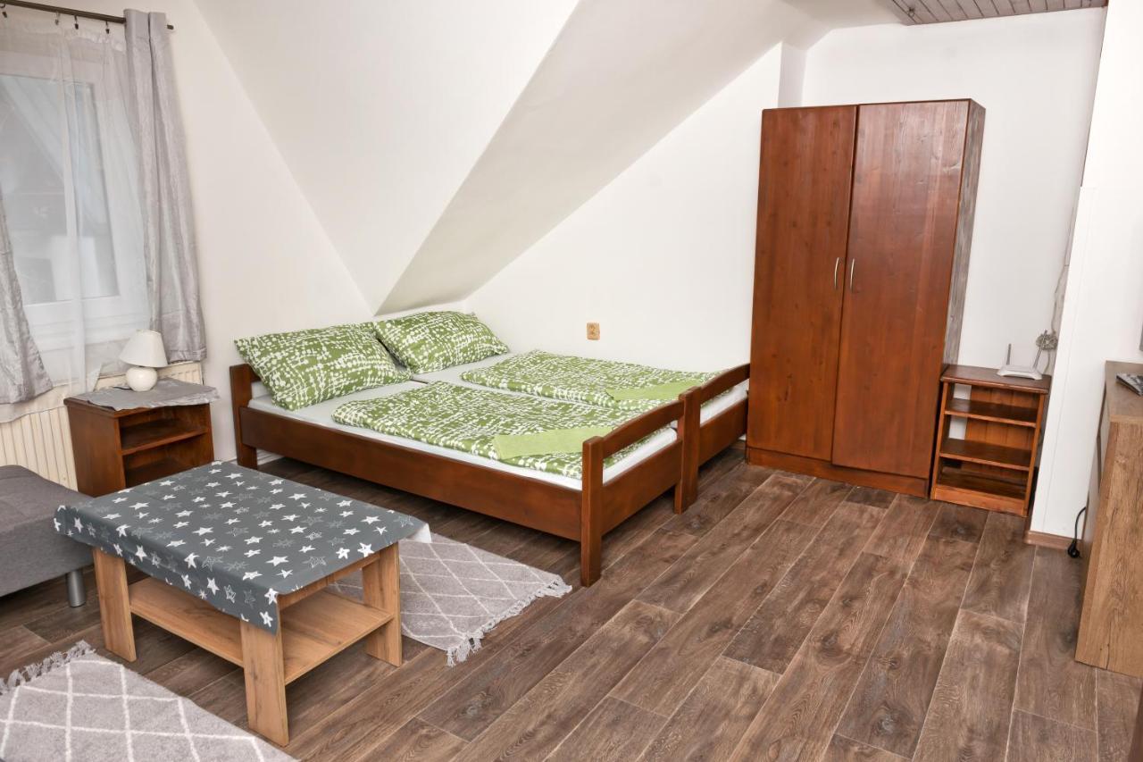 Penzion Pod Svahem Železná Ruda Zewnętrze zdjęcie